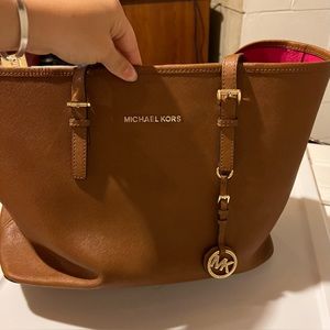 Michael kors purse